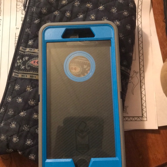iPhone 8 OtterBox - Picture 2 of 2